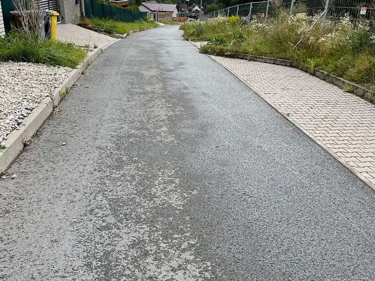 Prodej stavebního pozemku 1595 m²
