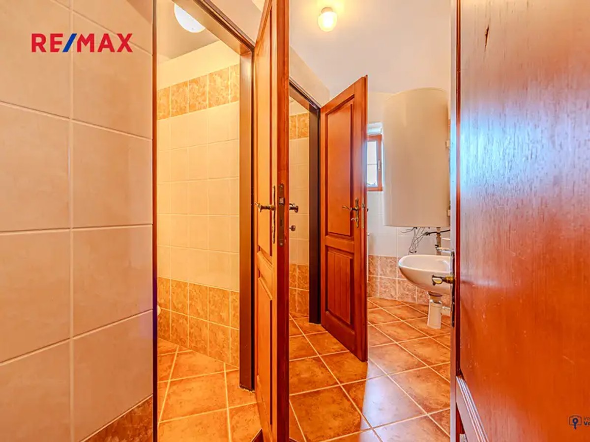 Prodej domu 460 m², pozemek 4142 m²
