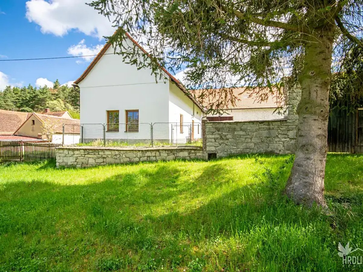 Prodej chalupy 56 m², pozemek 14063 m²