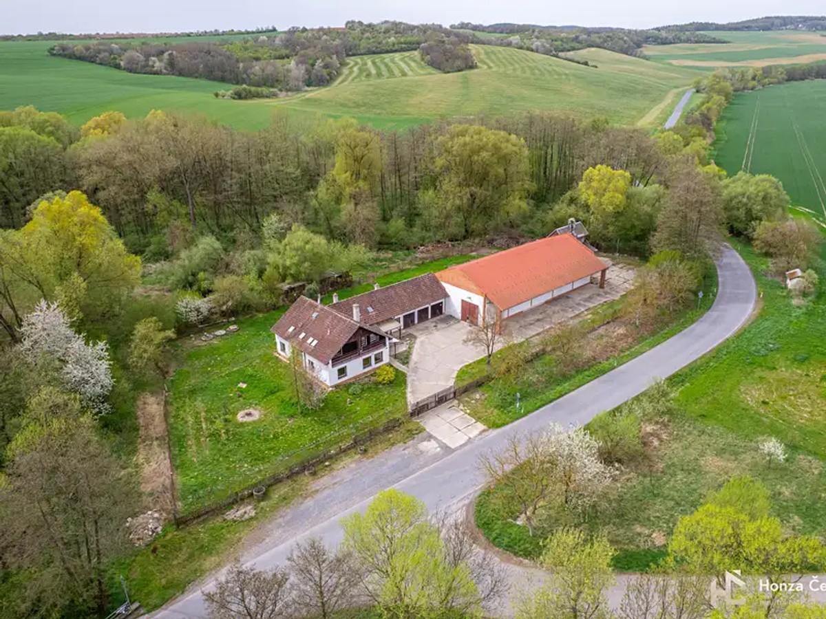 Prodej domu 264 m², pozemek 4539 m²