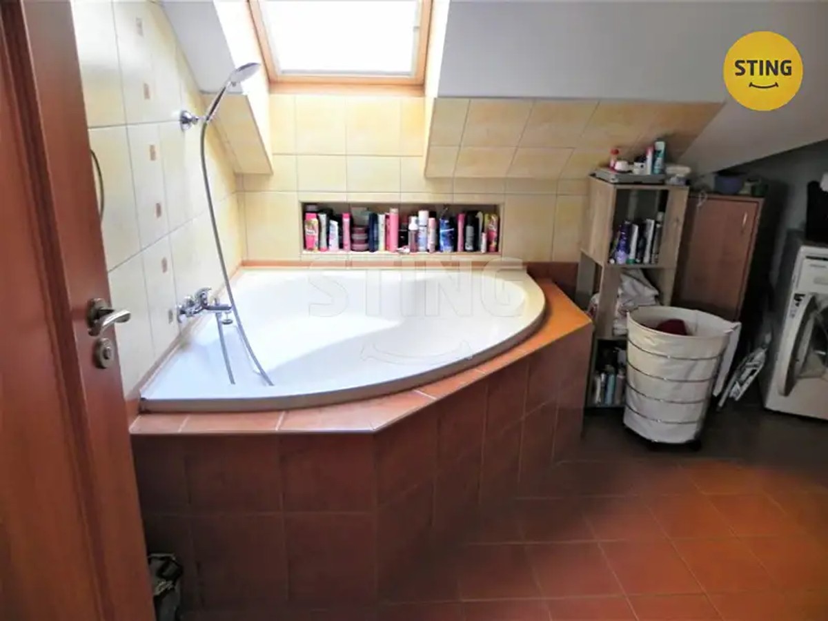 Prodej bytu 4+kk 187 m²