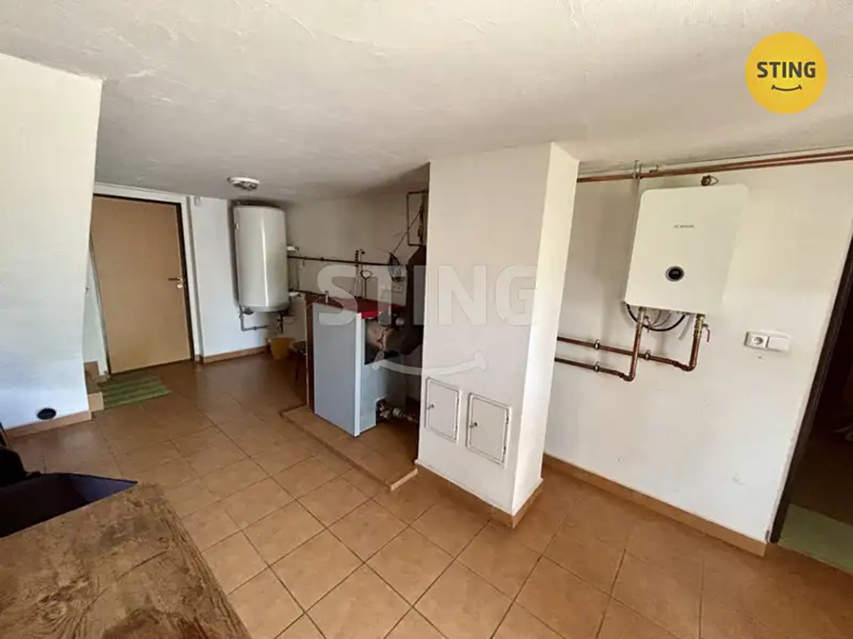 Prodej domu 334 m², pozemek 2308 m²