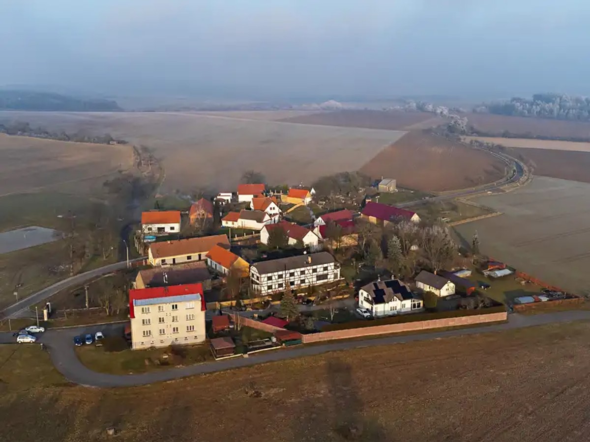 Prodej zemědělské usedlosti 256 m², pozemek 3092 m²