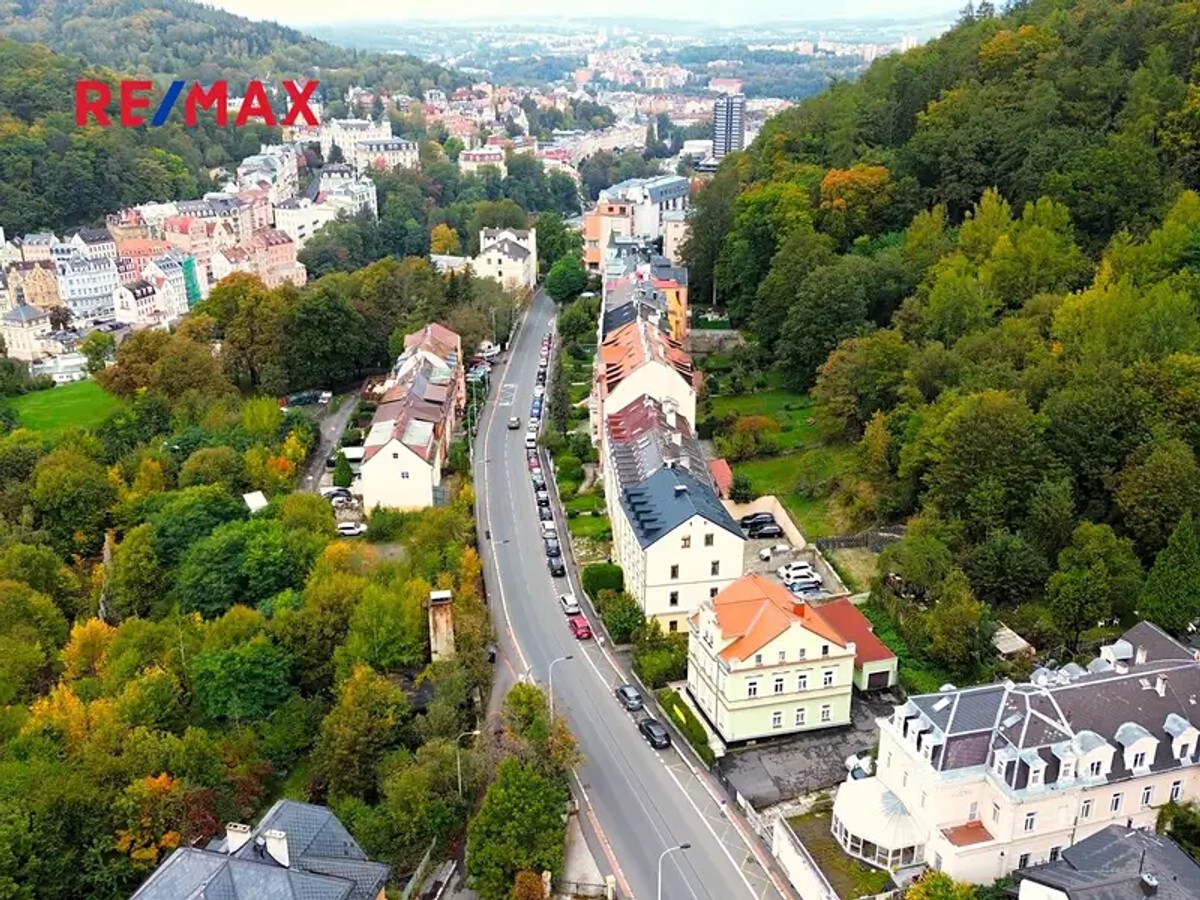Prodej vily 482 m², pozemek 732 m²