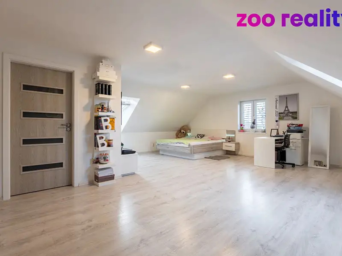 Prodej domu 353 m², pozemek 772 m²