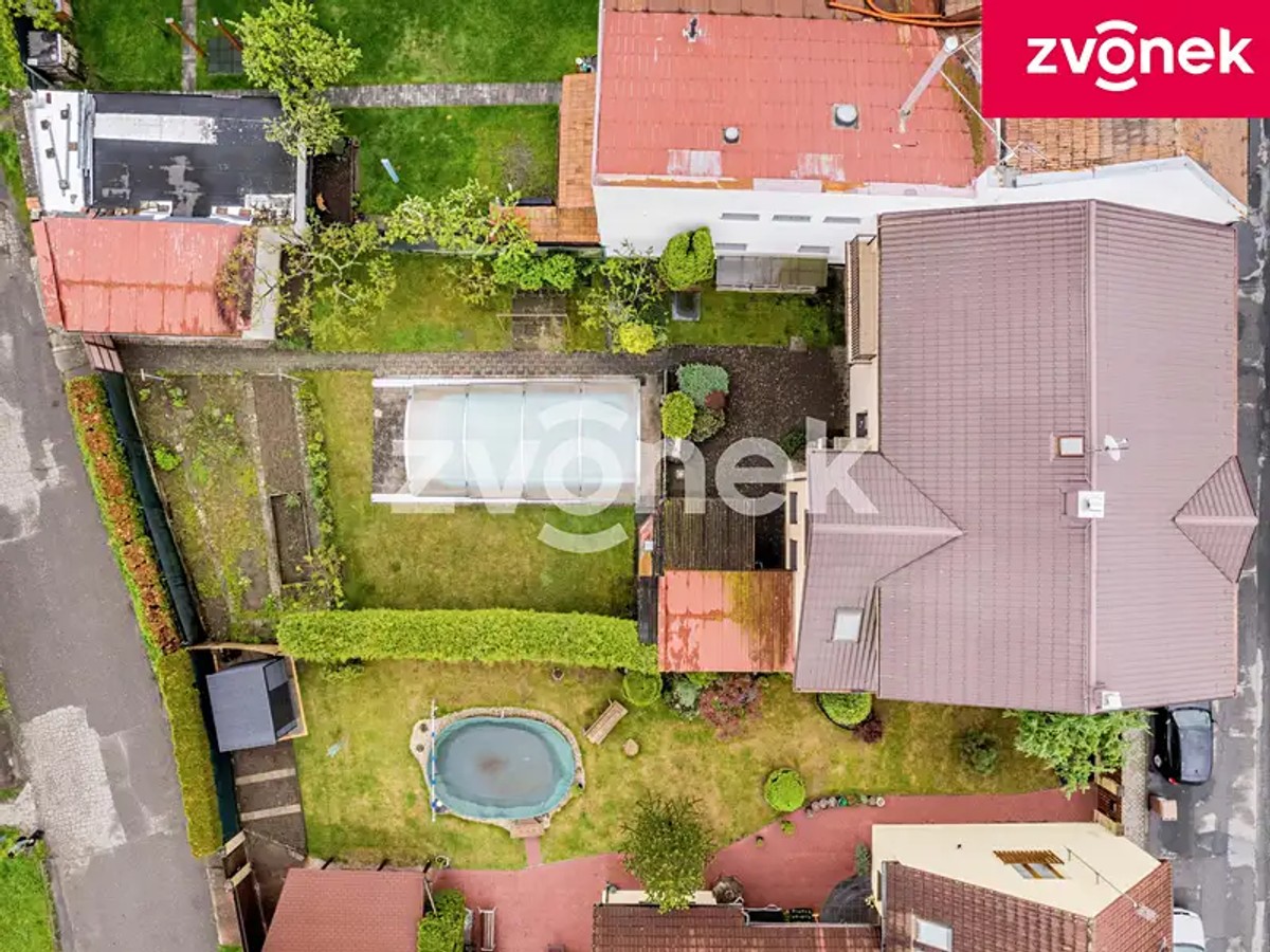 Prodej vily 218 m², pozemek 531 m²