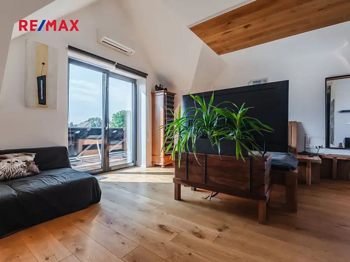 Prodej domu 285 m², pozemek 657 m²