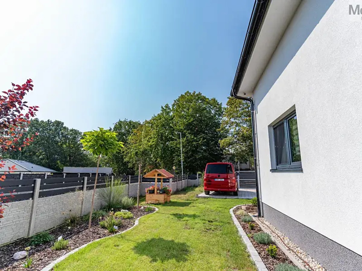 Prodej domu 220 m², pozemek 860 m²
