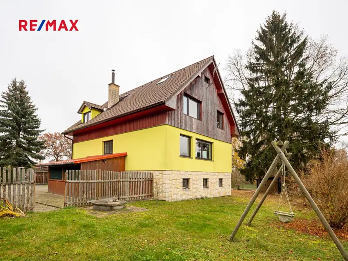 Prodej domu 200 m², pozemek 814 m²