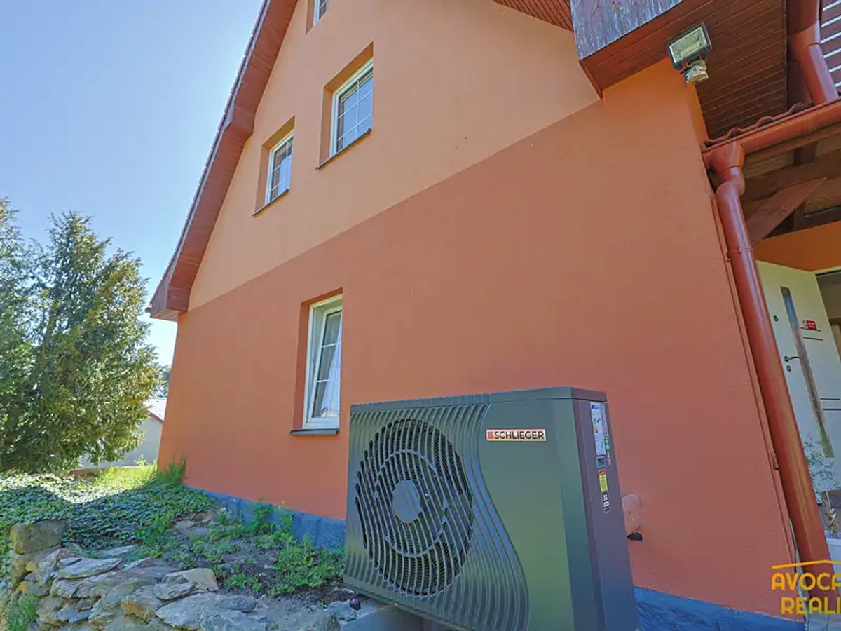 Prodej domu 250 m², pozemek 1064 m²