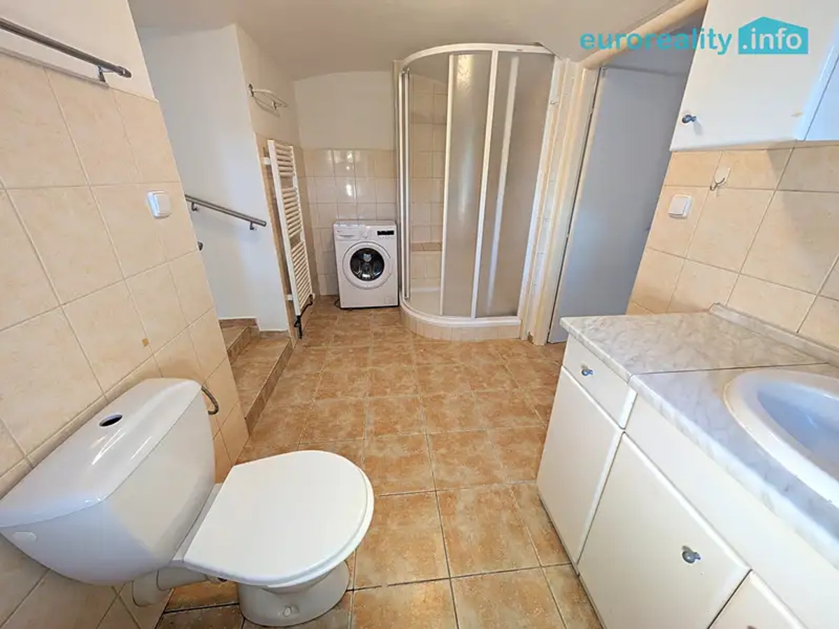Prodej chalupy 150 m², pozemek 1208 m²
