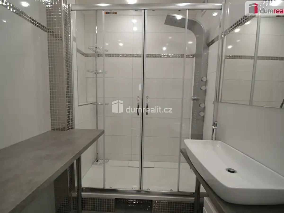 Prodej bytu 4+1 76 m²
