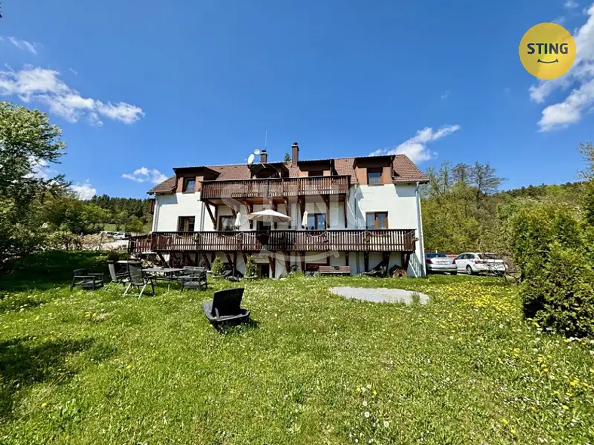 Prodej domu 334 m², pozemek 2308 m²