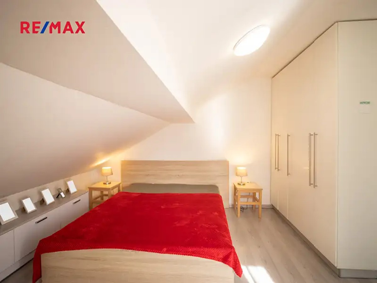 Prodej domu 291 m², pozemek 1086 m²