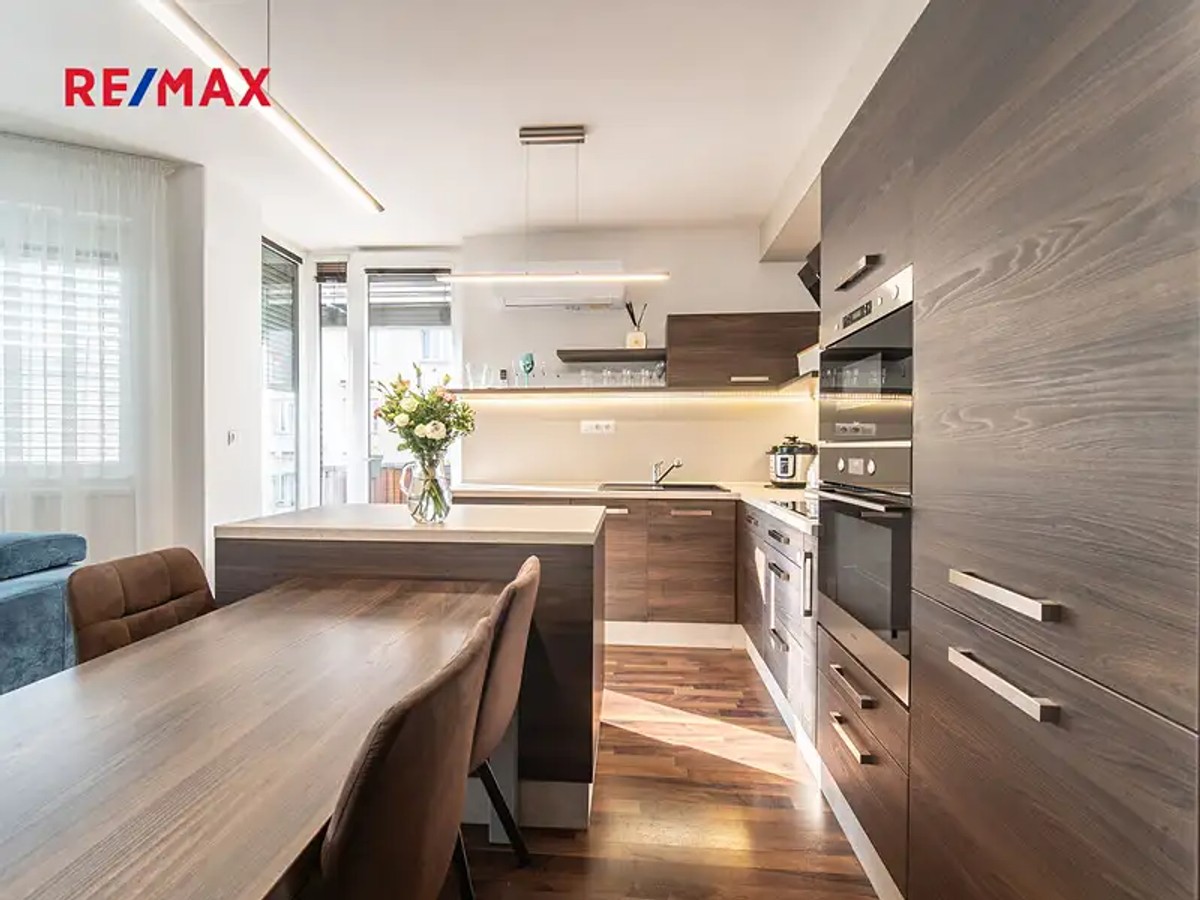 Prodej bytu 3+kk 79 m²