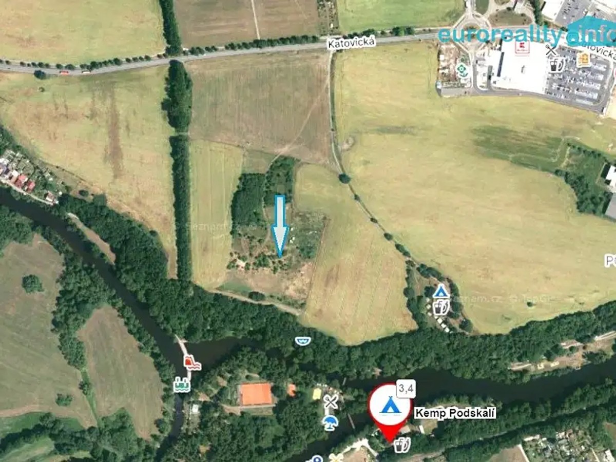 Prodej stavebního pozemku 1351 m²