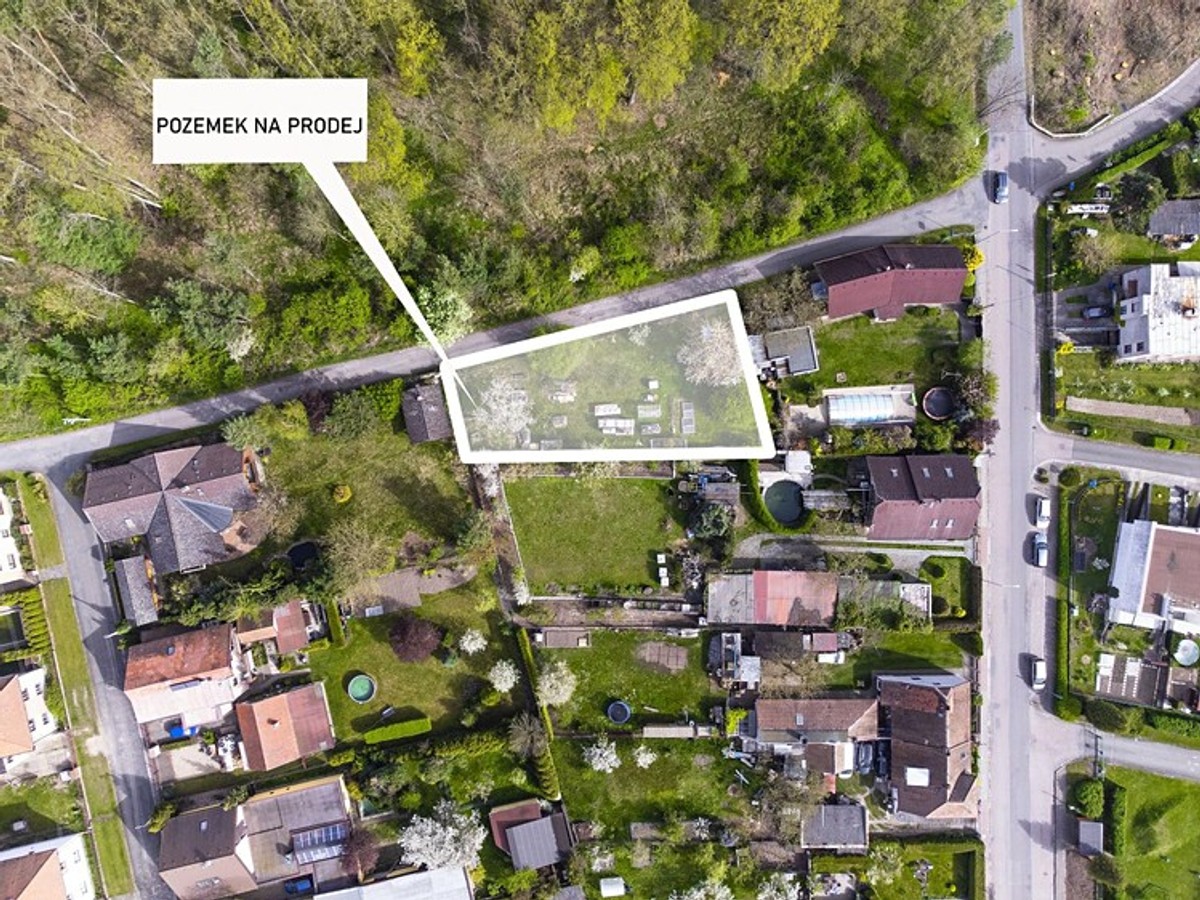 Prodej stavebního pozemku 750 m²