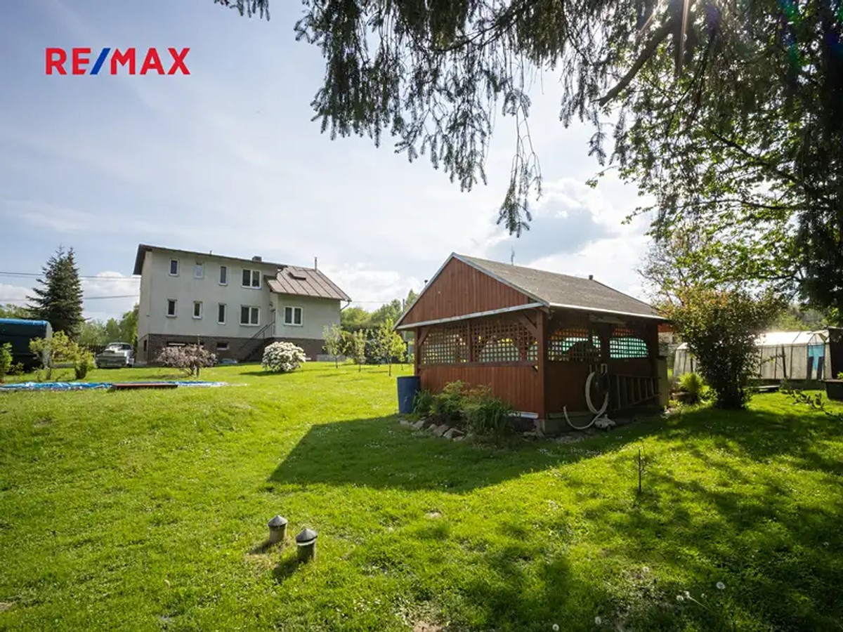 Prodej domu 291 m², pozemek 1086 m²