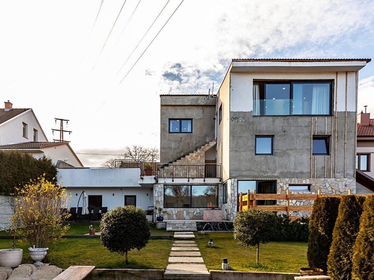 Prodej domu 414 m², pozemek 699 m²