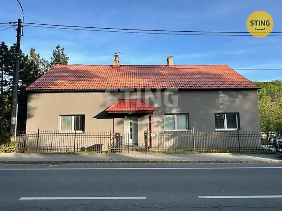 Prodej domu 250 m², pozemek 934 m²