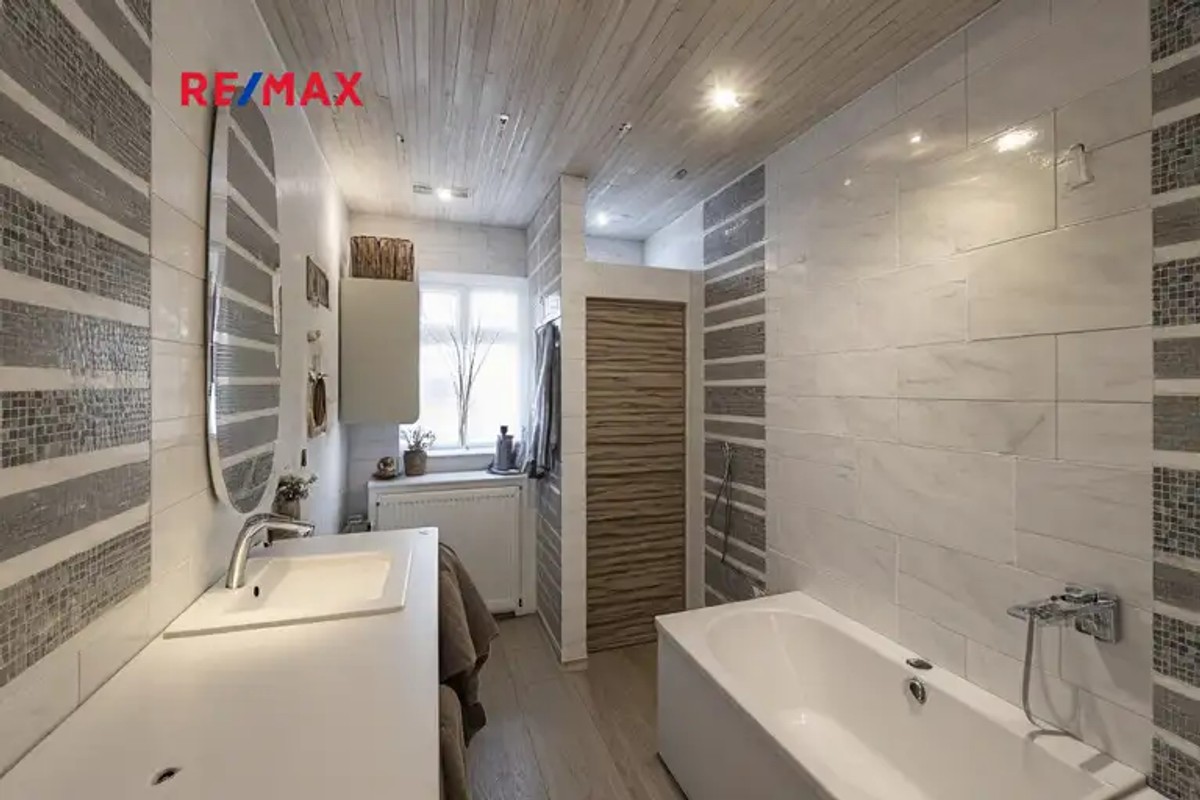 Prodej zemědělské usedlosti 145 m², pozemek 6222 m²