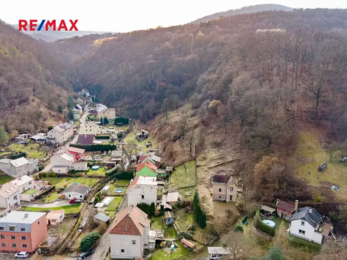 Prodej domu 105 m², pozemek 2002 m²