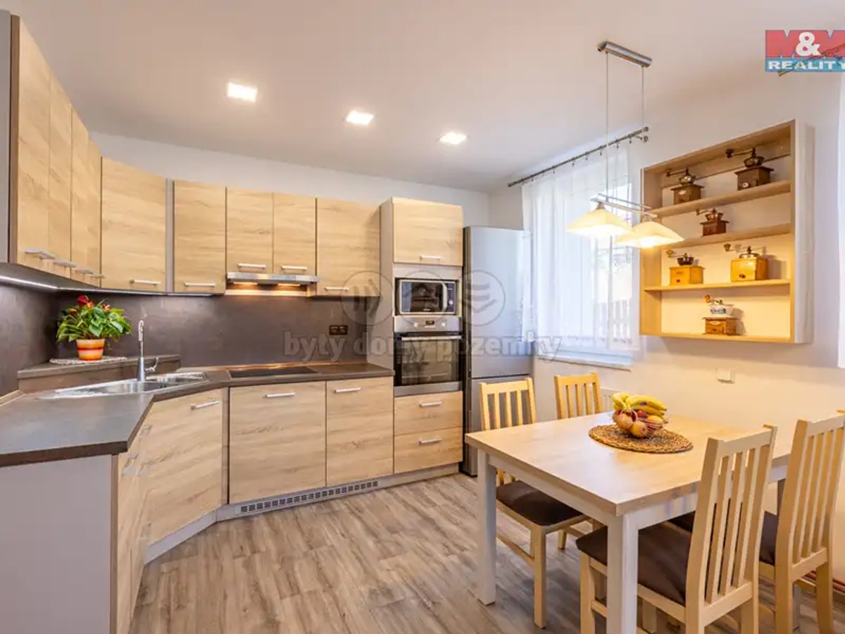 Prodej bytu 4+kk 75 m²
