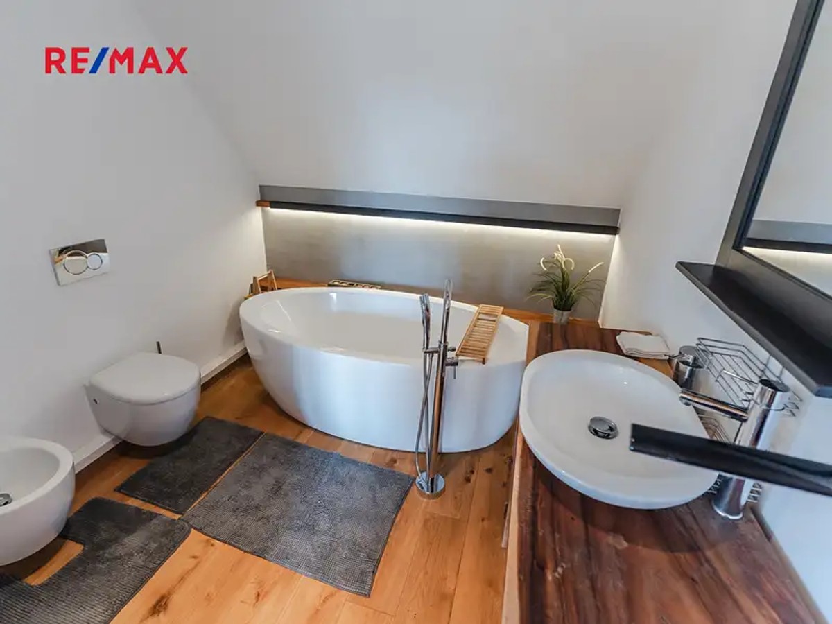 Prodej domu 285 m², pozemek 657 m²