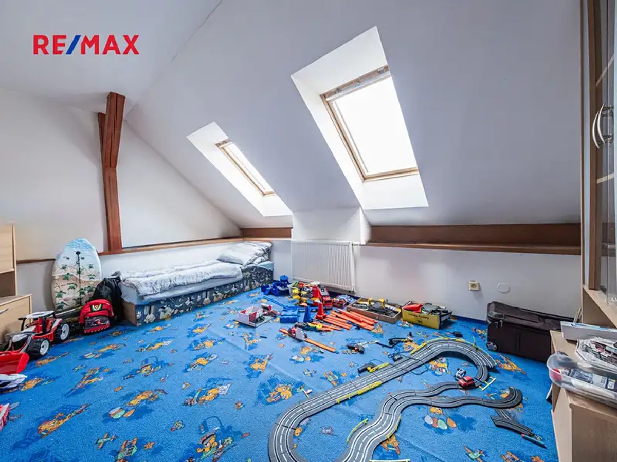 Prodej domu 350 m², pozemek 1872 m²