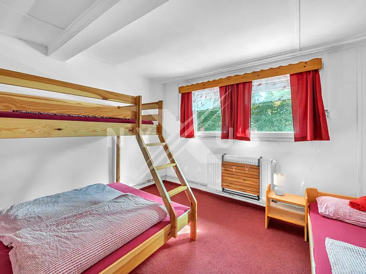 Prodej chalupy 668 m², pozemek 2102 m²
