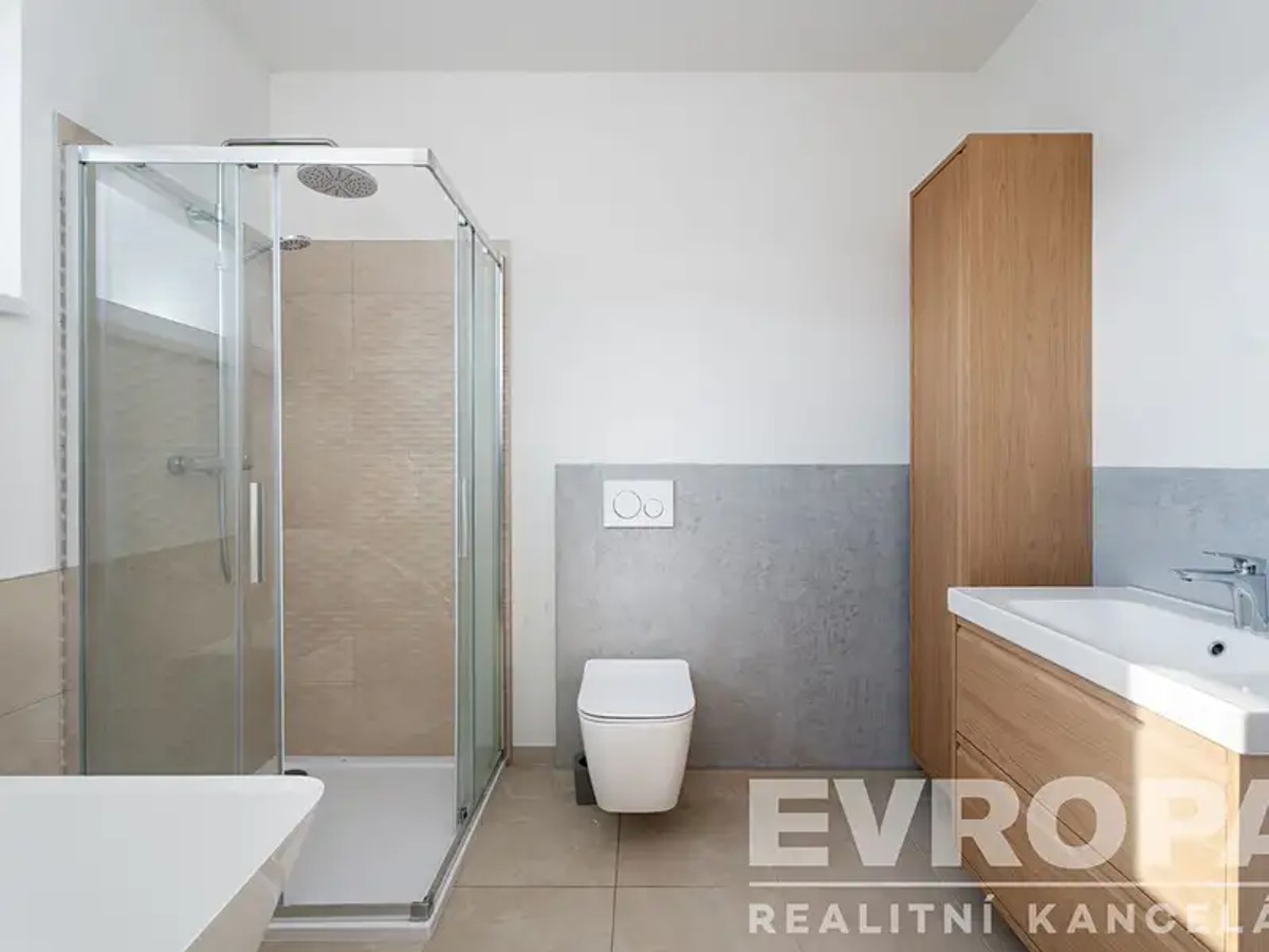 Prodej domu 100 m², pozemek 990 m²