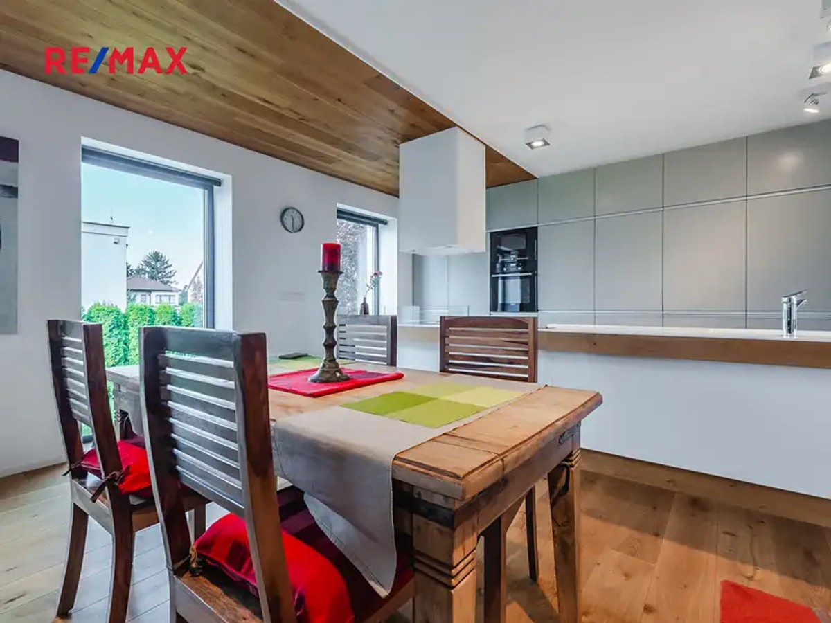 Prodej domu 285 m², pozemek 657 m²