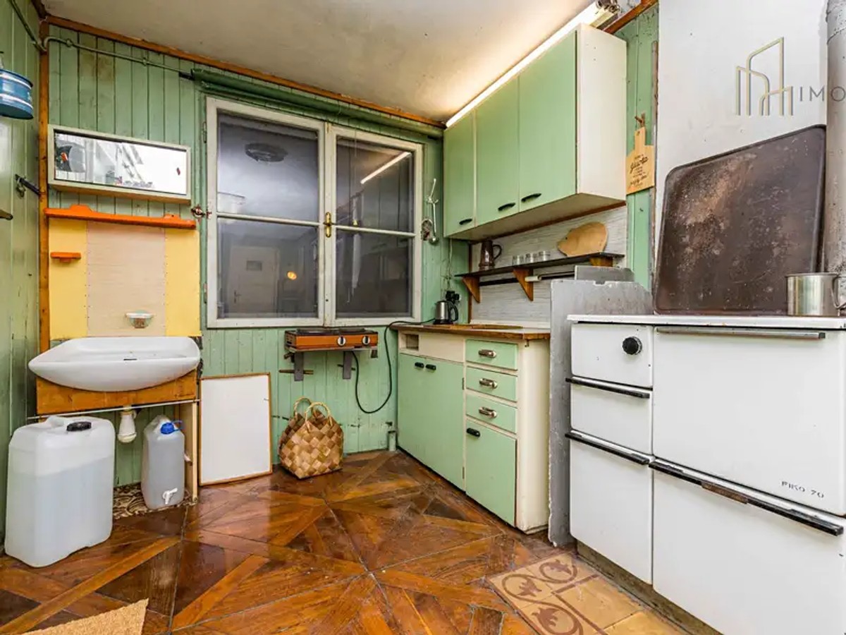 Prodej chaty 42 m², pozemek 810 m²