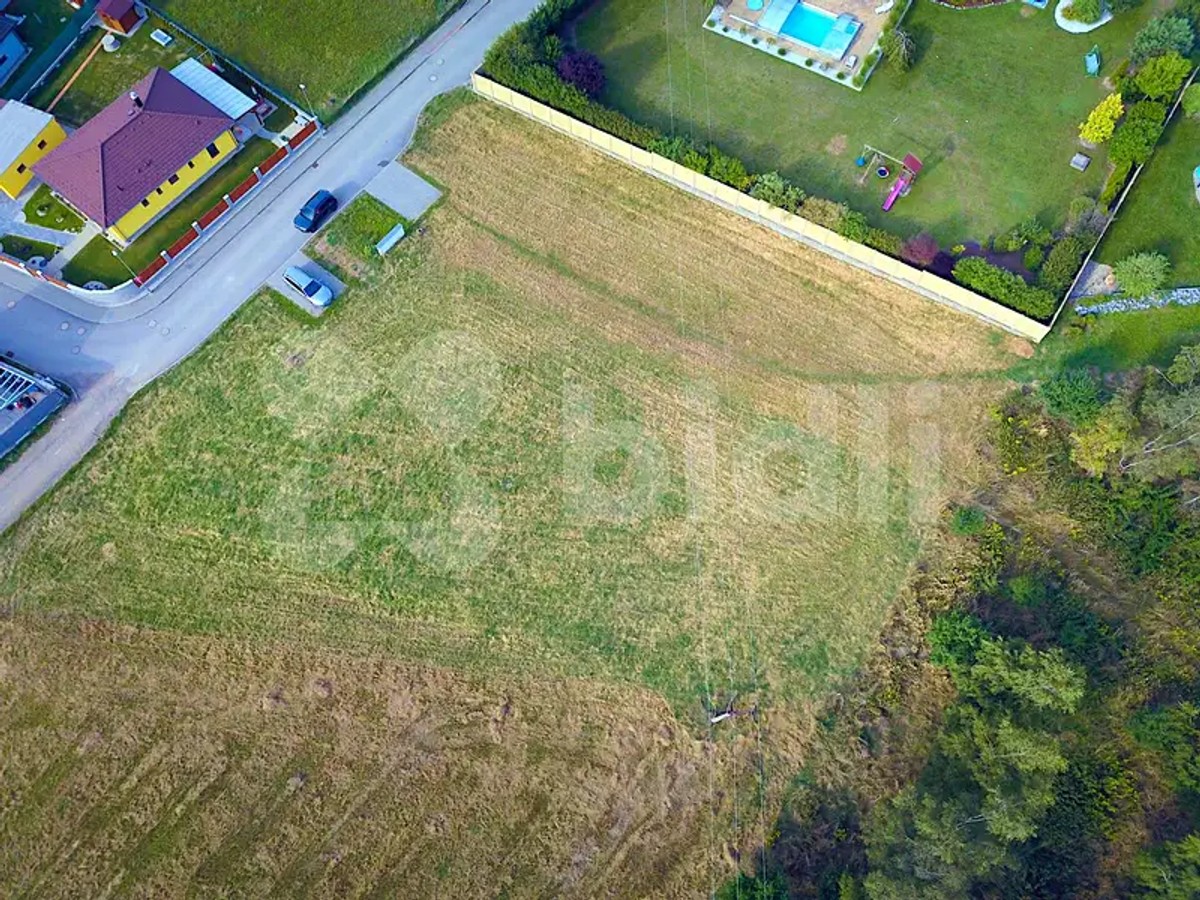 Prodej stavebního pozemku 934 m²