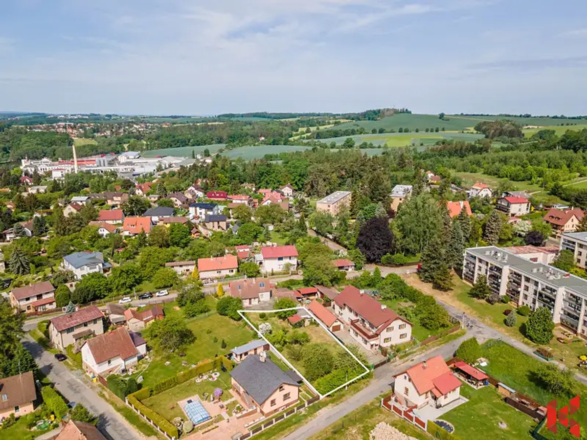 Prodej stavebního pozemku 710 m²