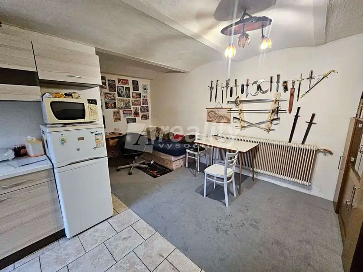 Prodej zemědělské usedlosti 320 m², pozemek 2468 m²