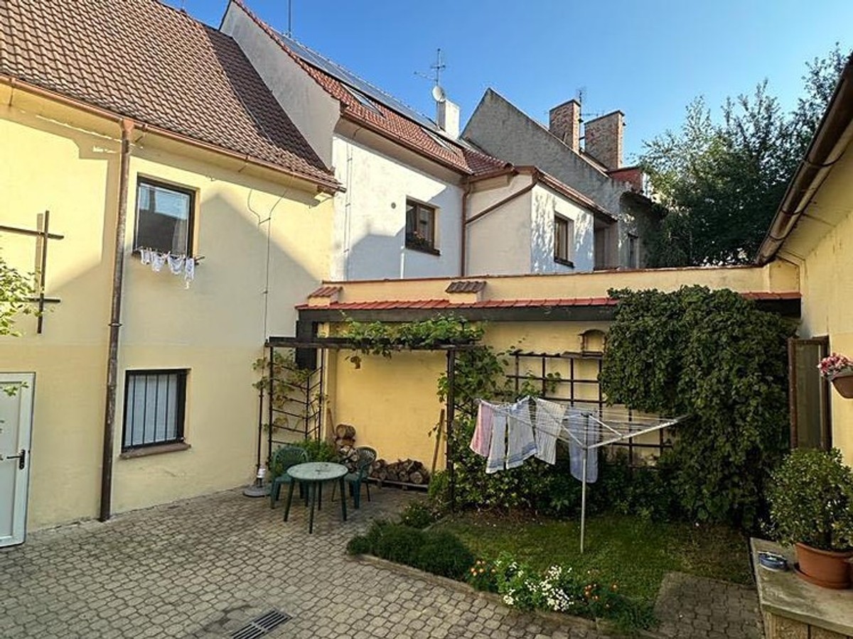 Prodej domu 397 m², pozemek 359 m²