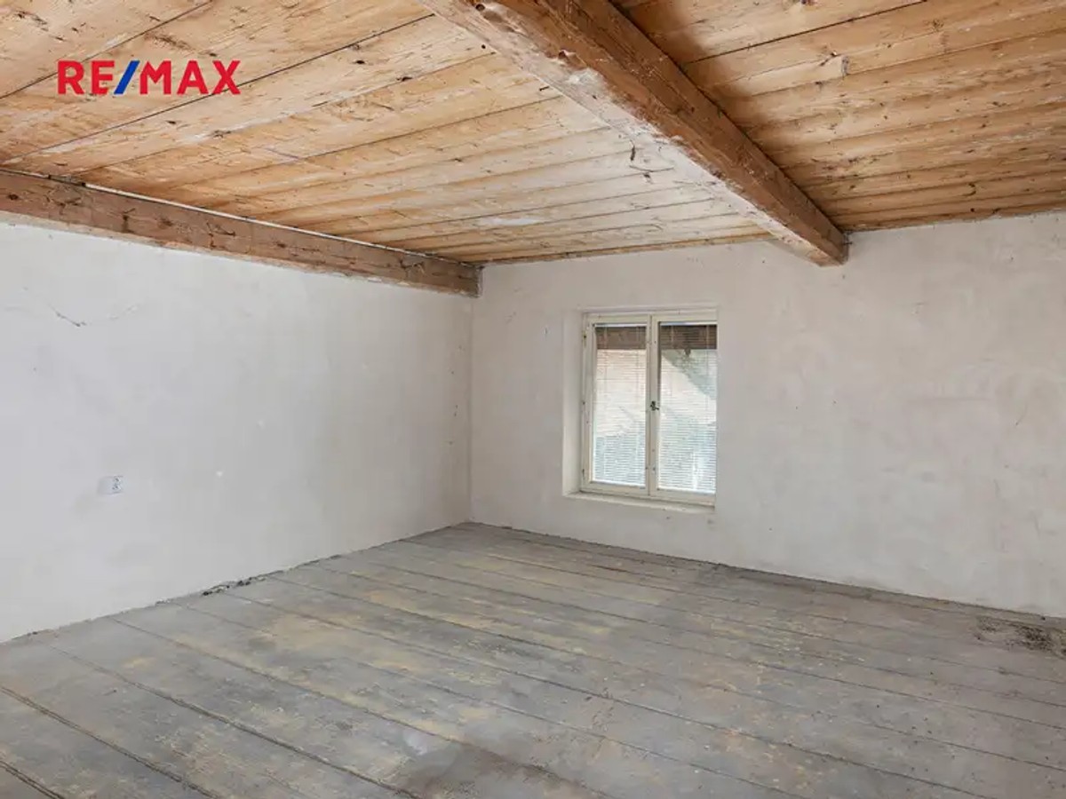 Prodej zemědělské usedlosti 145 m², pozemek 6222 m²