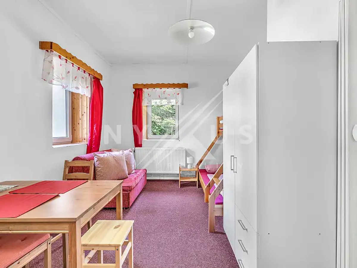 Prodej chalupy 668 m², pozemek 2102 m²