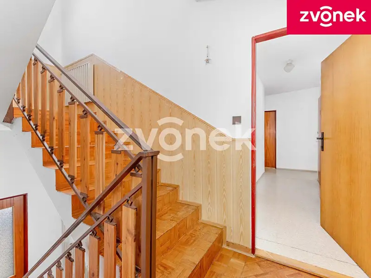 Prodej domu 234 m², pozemek 800 m²