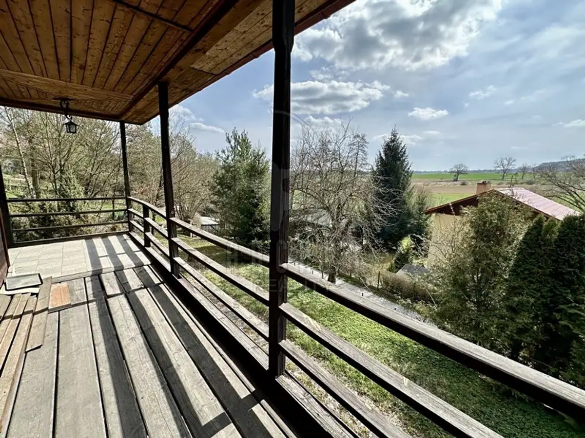 Prodej domu 230 m², pozemek 1948 m²