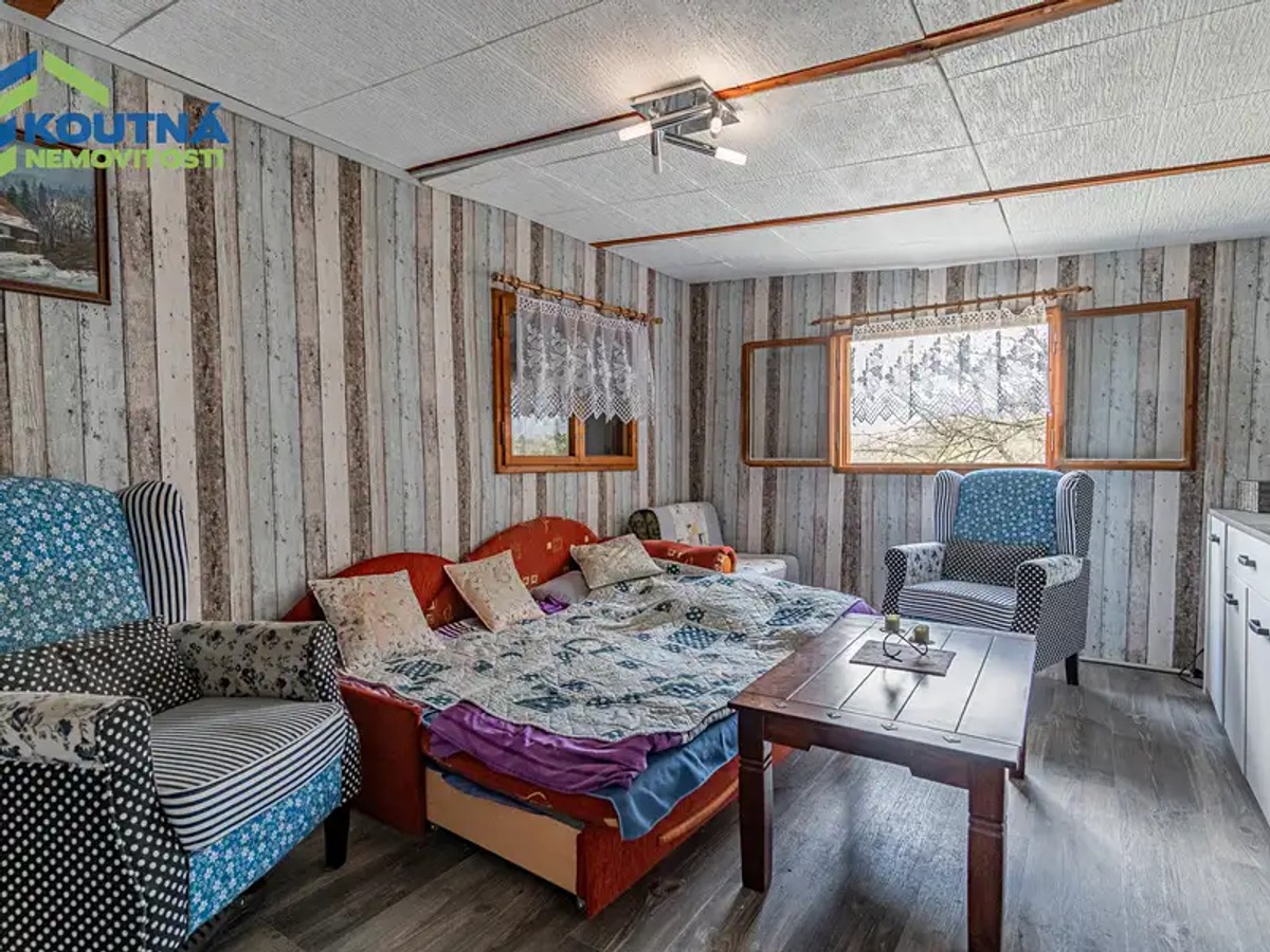Prodej chaty 40 m², pozemek 880 m²