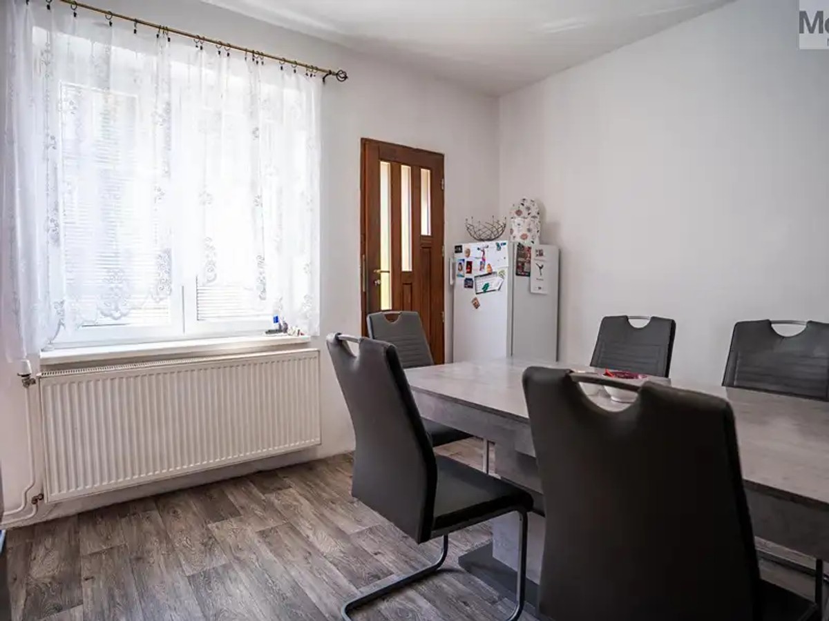 Prodej domu 250 m², pozemek 262 m²