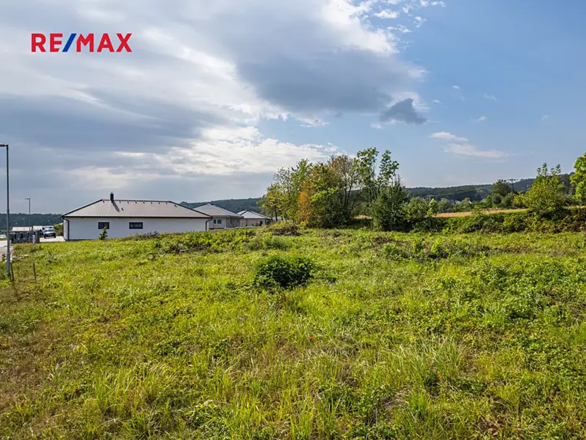 Prodej stavebního pozemku 1109 m²