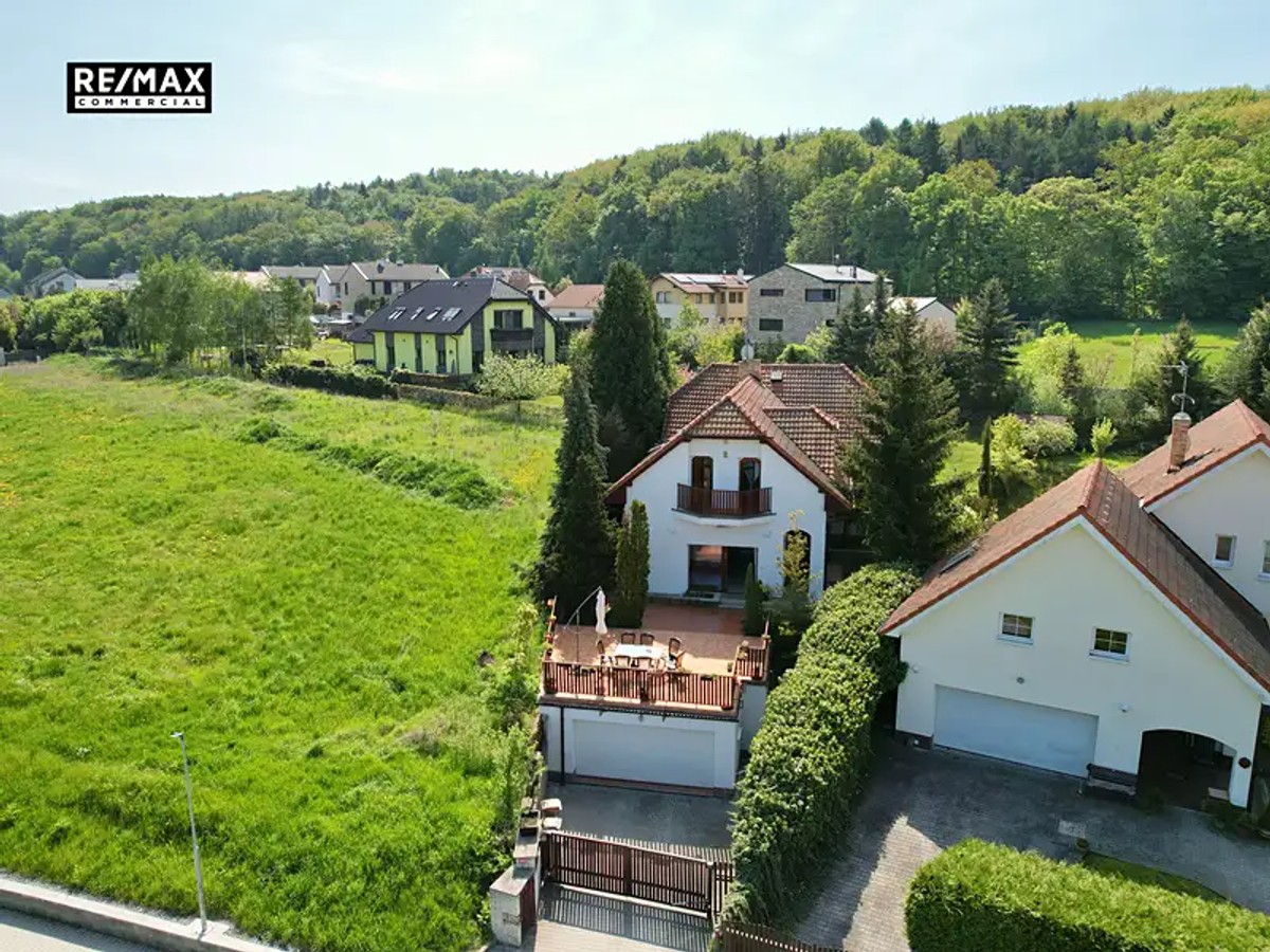 Prodej domu 347 m², pozemek 963 m²