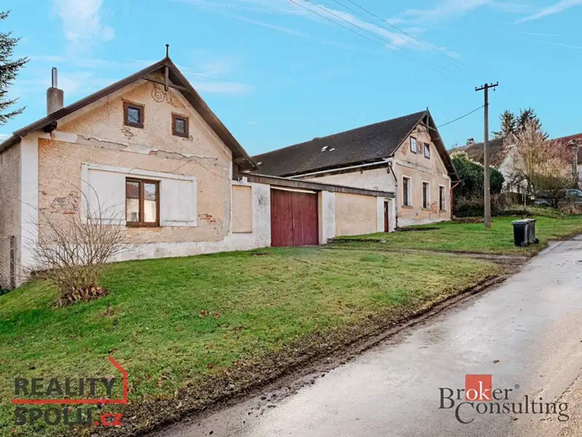 Prodej domu 297 m², pozemek 1378 m²