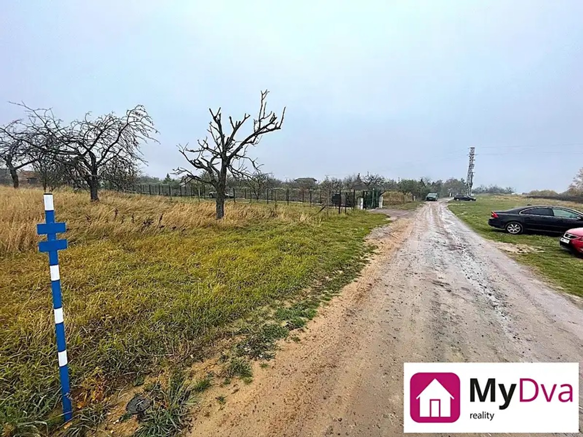 Prodej stavebního pozemku 3419 m²