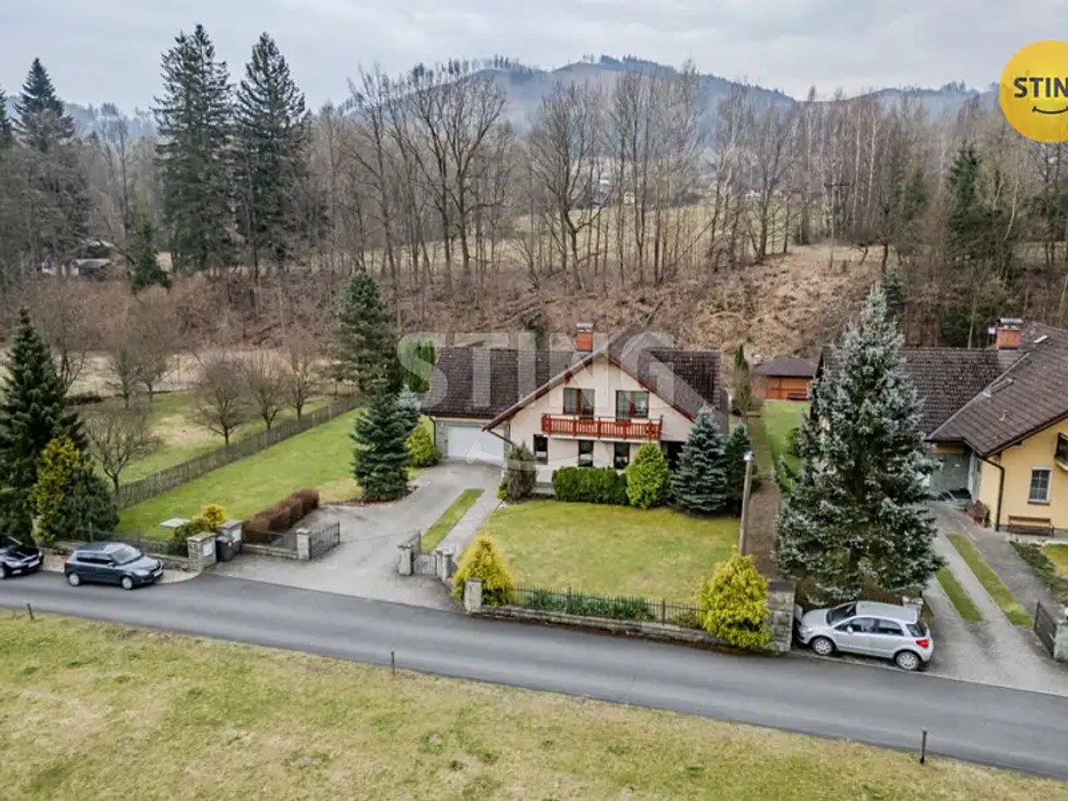 Prodej domu 240 m², pozemek 2035 m²