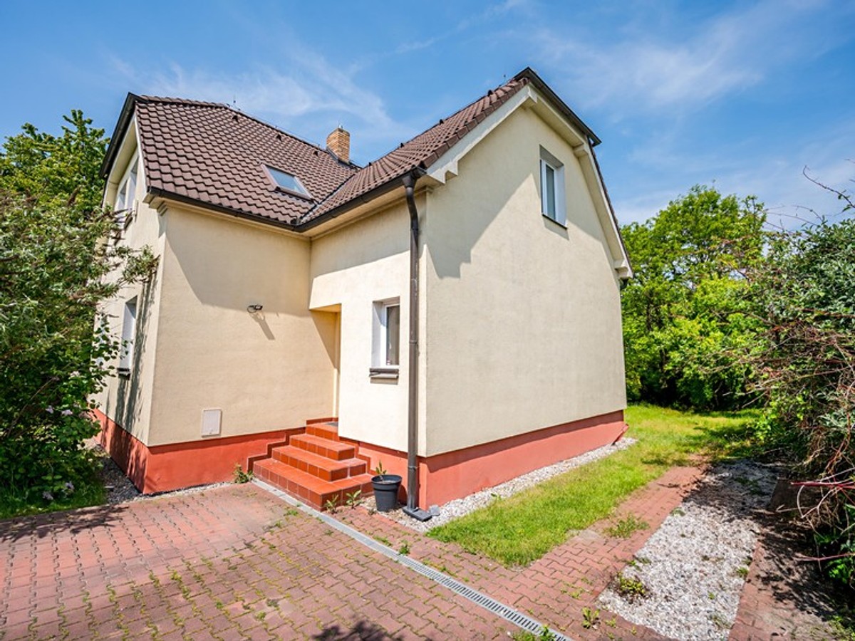 Prodaný dům 165 m², pozemek 922 m²