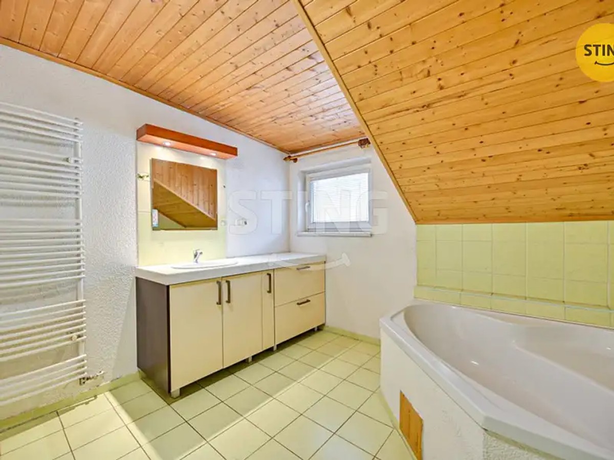 Prodej domu 238 m², pozemek 442 m²